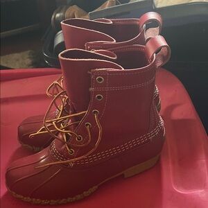 Women’s Red Lace-Up Waterproof Duck Boots
